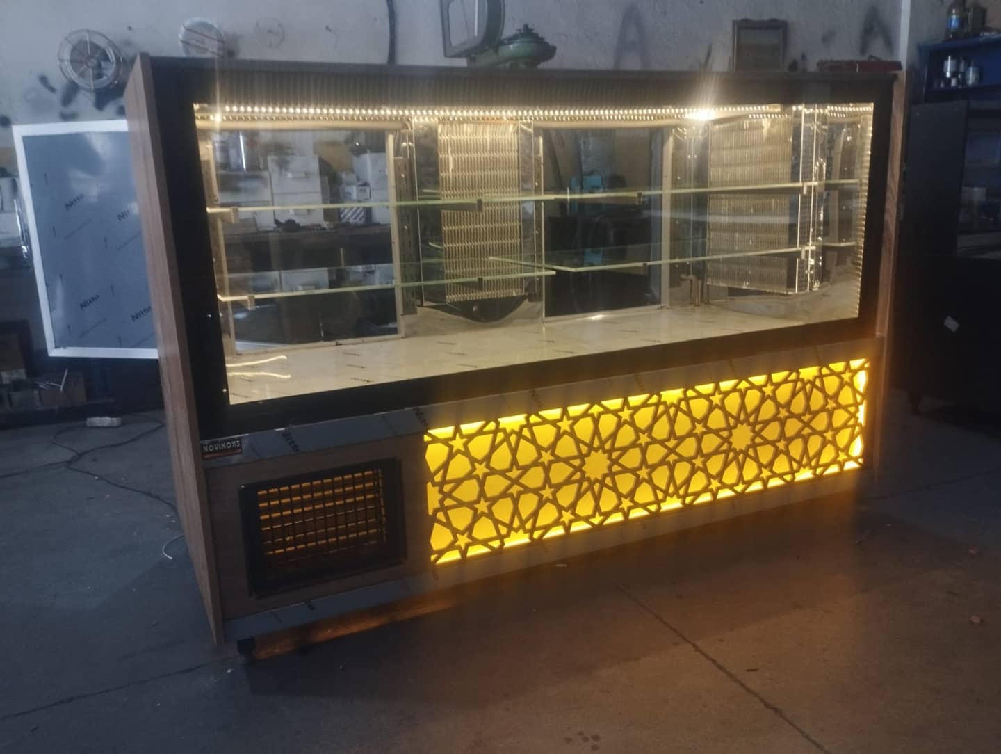 Buzlu Camlı Pasta Vitrini PV-150 — görsel 3