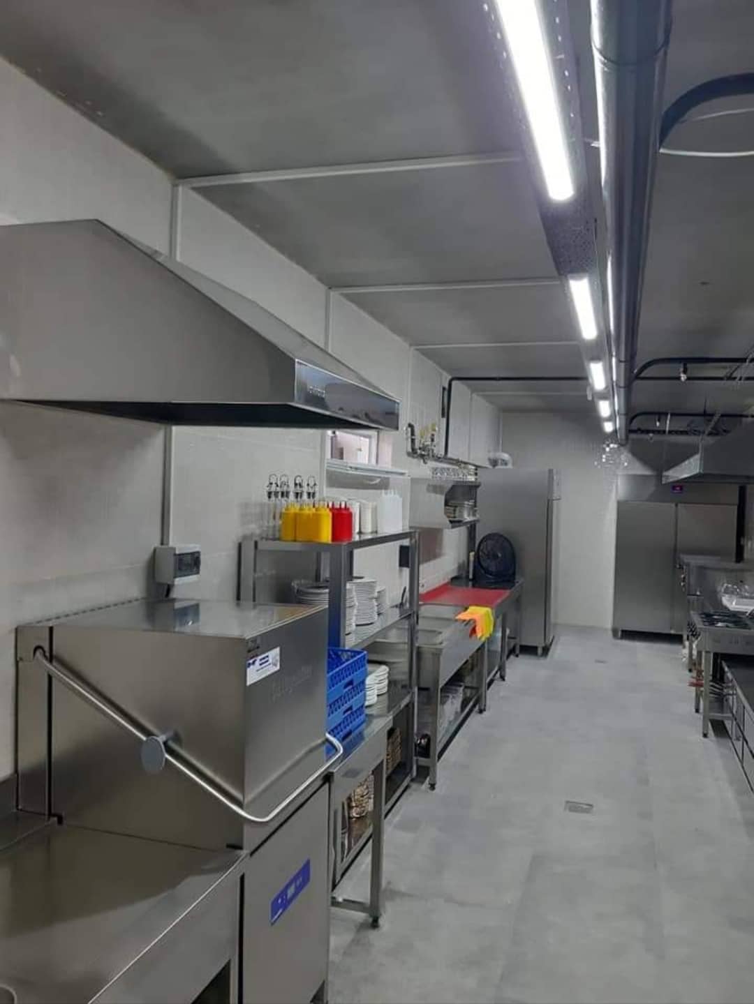 Evyeli Paslanmaz Hazırlık Tezgahı HM-E160 — görsel 3